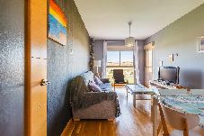 Apartamento en Torre del Mar - A&N Coastal Comfort Apartment with Pool & Parking 