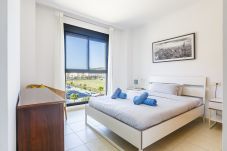Apartamento en Torre del Mar - A&N Modern Coast Apartment with Pool & Parking – T