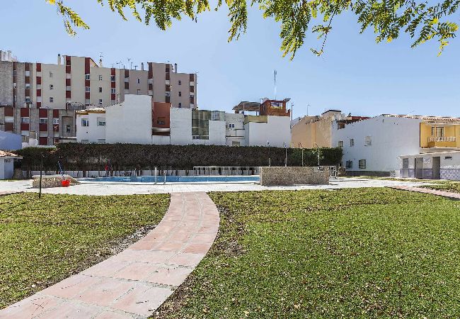 Apartamento en Torre del Mar - A&N Central Beach Walk Apartment with Pool – Torre
