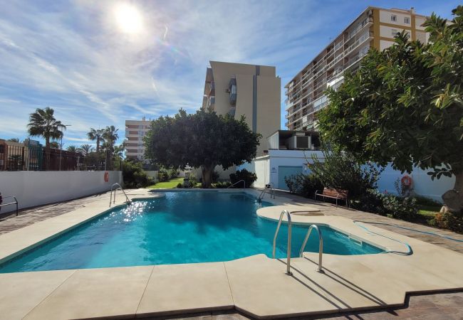 Apartamento en Torre del Mar - A&N Seafront Terrace & Pool Apartment – Torre del