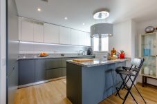 Apartamento en Torre del Mar - A&N Ocean Breeze Retreat with Pool – Torre del Mar