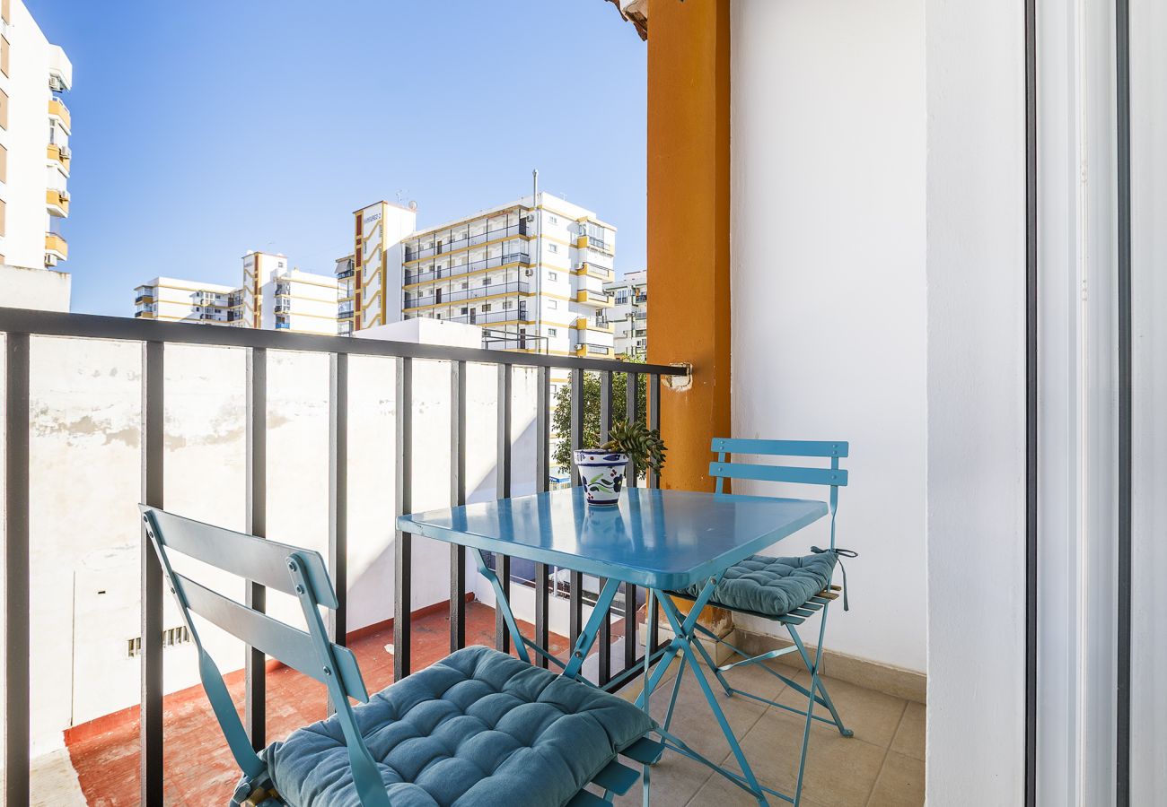 Apartamento en Torre del Mar - A&N Central Beach Walk Family Apartment with Terra