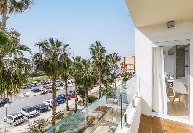 Appartement à Torre del Mar - A&N Beachfront Sea View Apartment with Terraces –