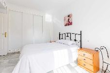 Appartement à Algarrobo Costa - A&N Beachside Terrace Apartment with Pool & Parkin