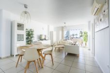 Appartement à Torre del Mar - A&N Seafront Terrace & Pool Apartment – Torre del