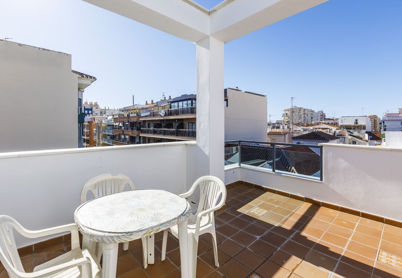 Lägenhet i Torre del Mar - A&N Sunlit Penthouse Steps from the Beach – Torre 