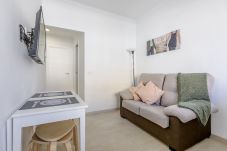 Ferienwohnung in Torrox Costa - A&N Torrox Costa Terrace Apartment – Walk to Beach