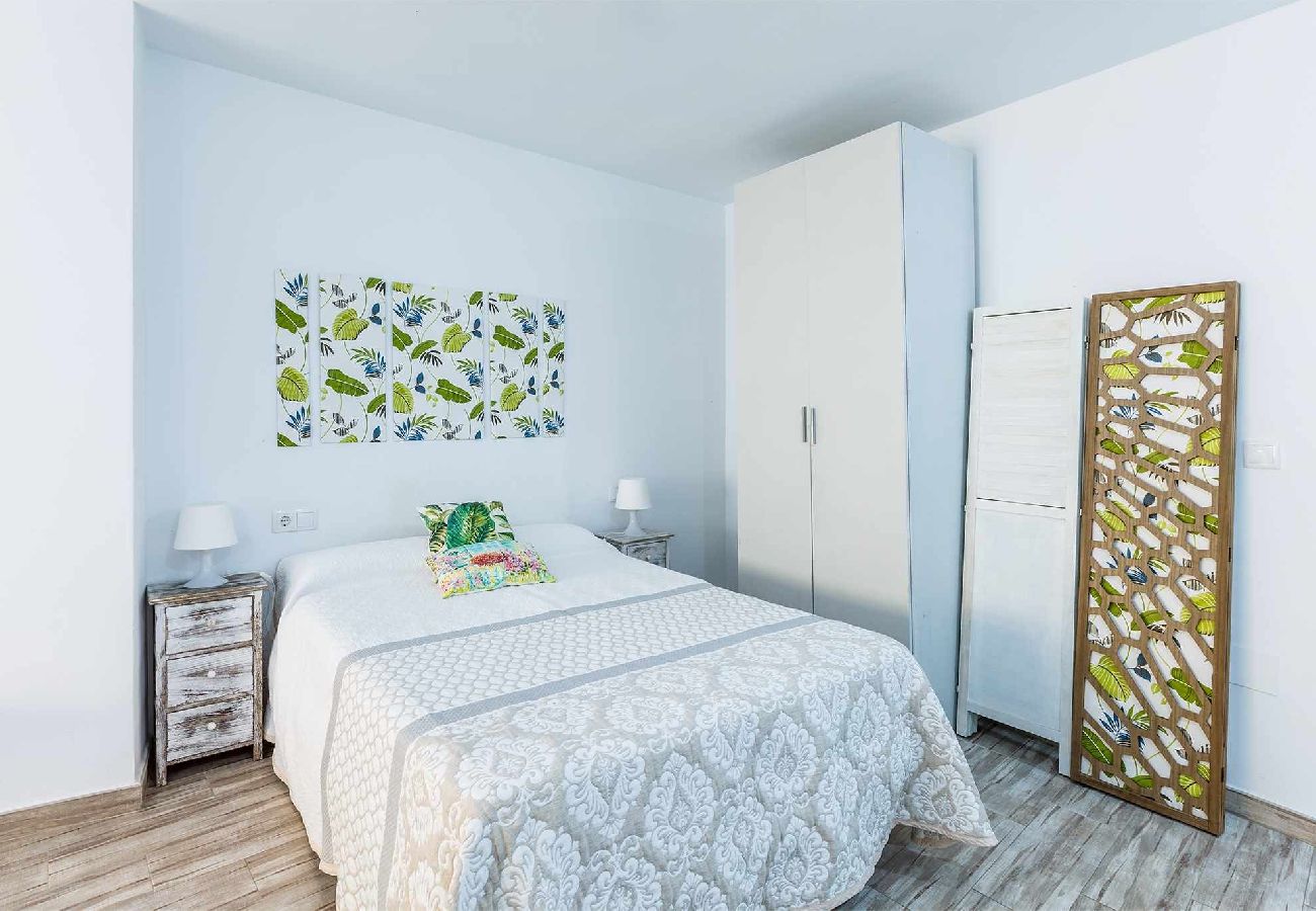Studio in Torre del Mar - A&N Buenavista 2, Primera línea de playa Torre del