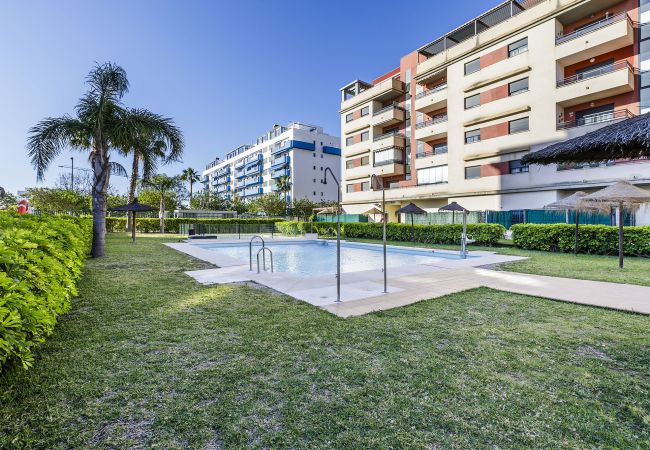 Ferienwohnung in Torre del Mar - A&N Sea View Family Apartment with Pool & Parking