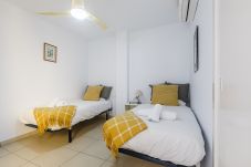 Ferienwohnung in Torre del Mar - A&N Seafront Terrace & Pool Apartment – Torre del