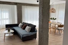 Ferienwohnung in Torre del Mar - A&N Central Beach Walk Apartment with Terrace – To